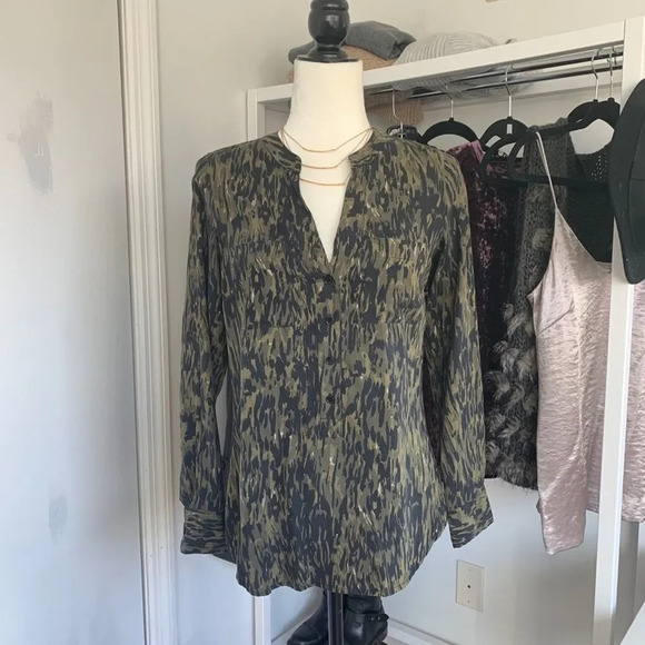 Nexx Collarless Silk Blouse - Picture 2 of 6